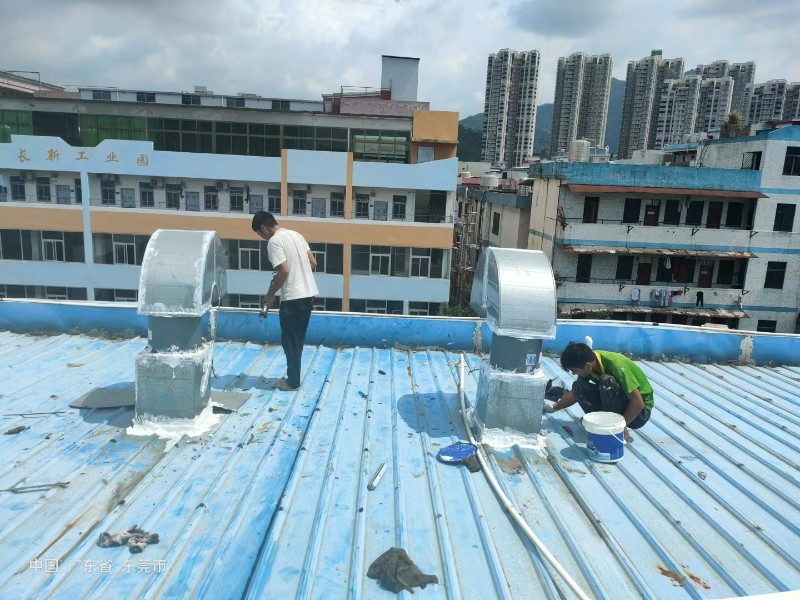 郾城钢结构屋面涂料维修方法